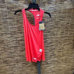The North Face Tank Size XL